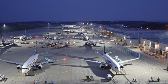 The Venue Frankfurt-Hahn Airport Hotell Hirschfeld Exteriör bild