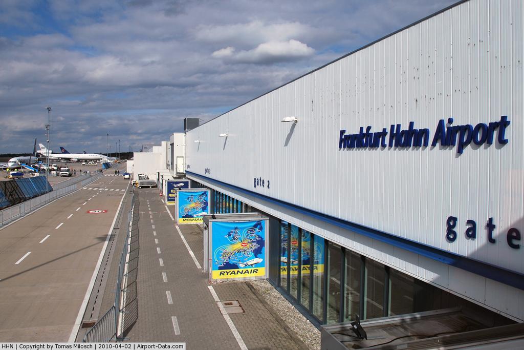 The Venue Frankfurt-Hahn Airport Hotell Hirschfeld Exteriör bild